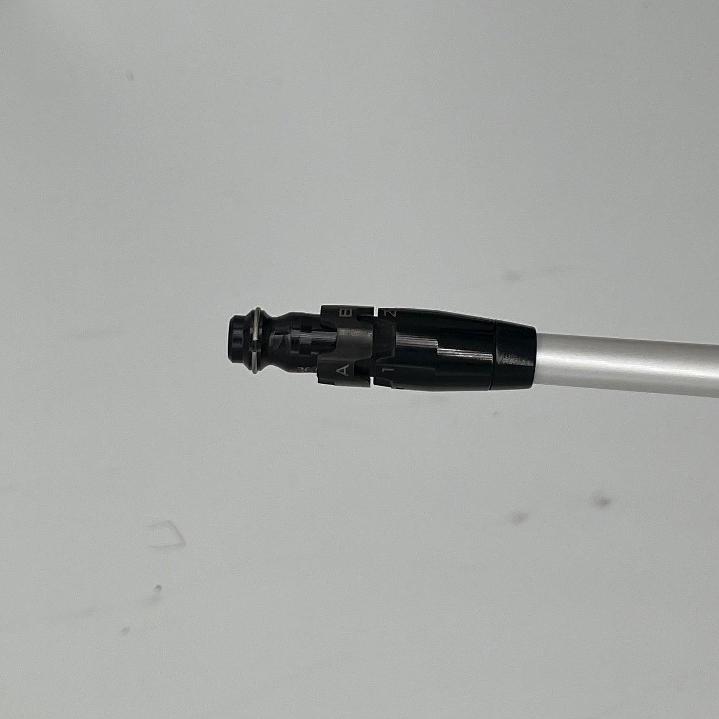 Aldila Rogue Stiff Titleist Holzschaft