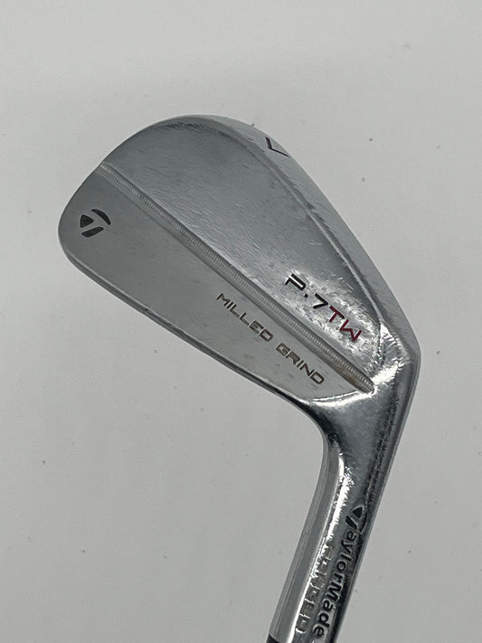 Taylormade P7TW Stiff Eisen 7