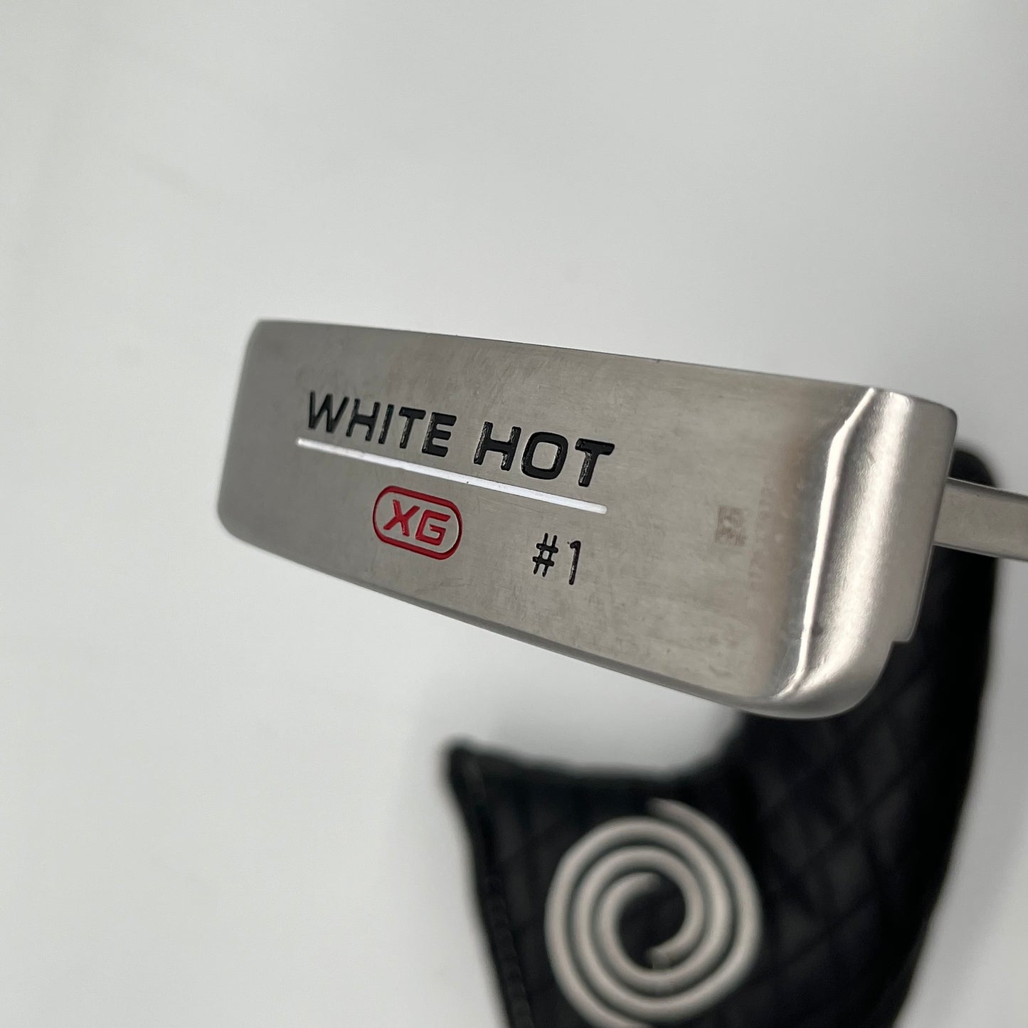 Odyssey White Hot XG 1 Putter 33